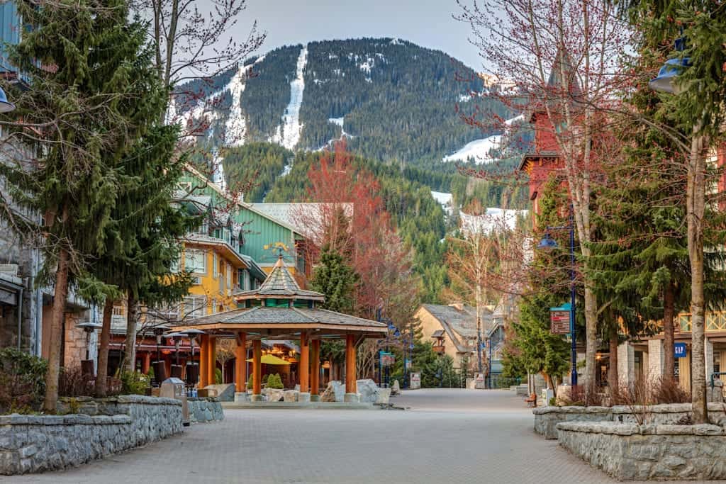 Top 10 Ski Destinations for 2021 by Fox Travel - Whistler Blackcomb 